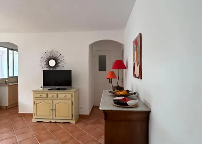 T3 Rte Des Sanguinaires *